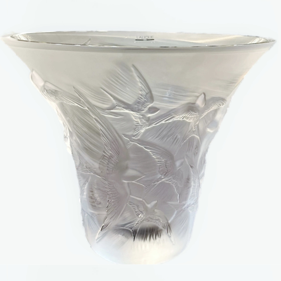 Ваза «Ласточки», Франция, фирма "Lalique", XXI век